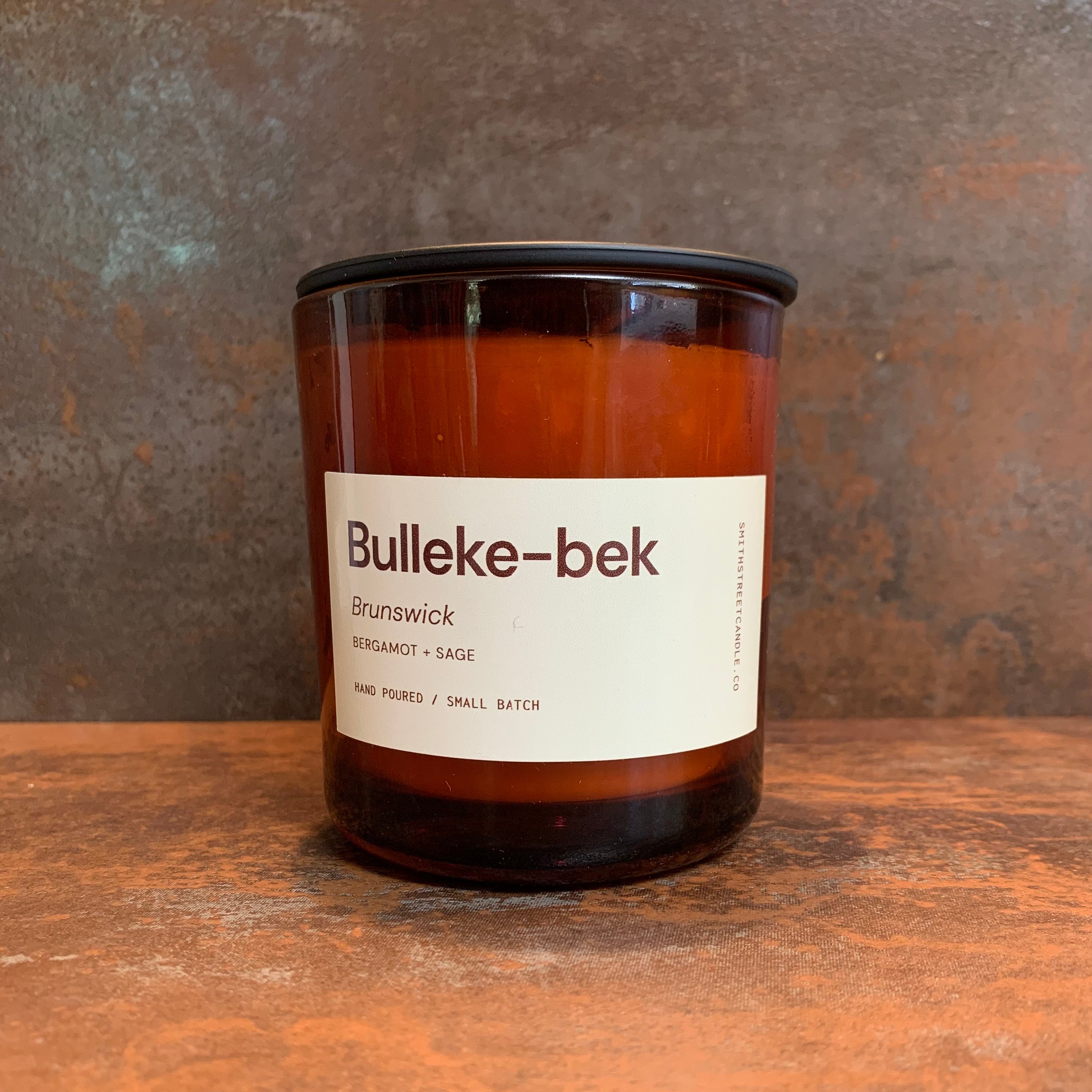 Bulleke-bek (Brunswick) - Gaudy & Prim