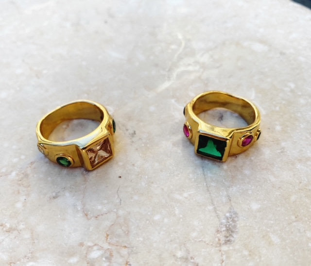 Lolita Ring - Emerald - Gaudy & Prim
