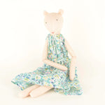 Isla Doll - ISLA_02 - Gaudy & Prim