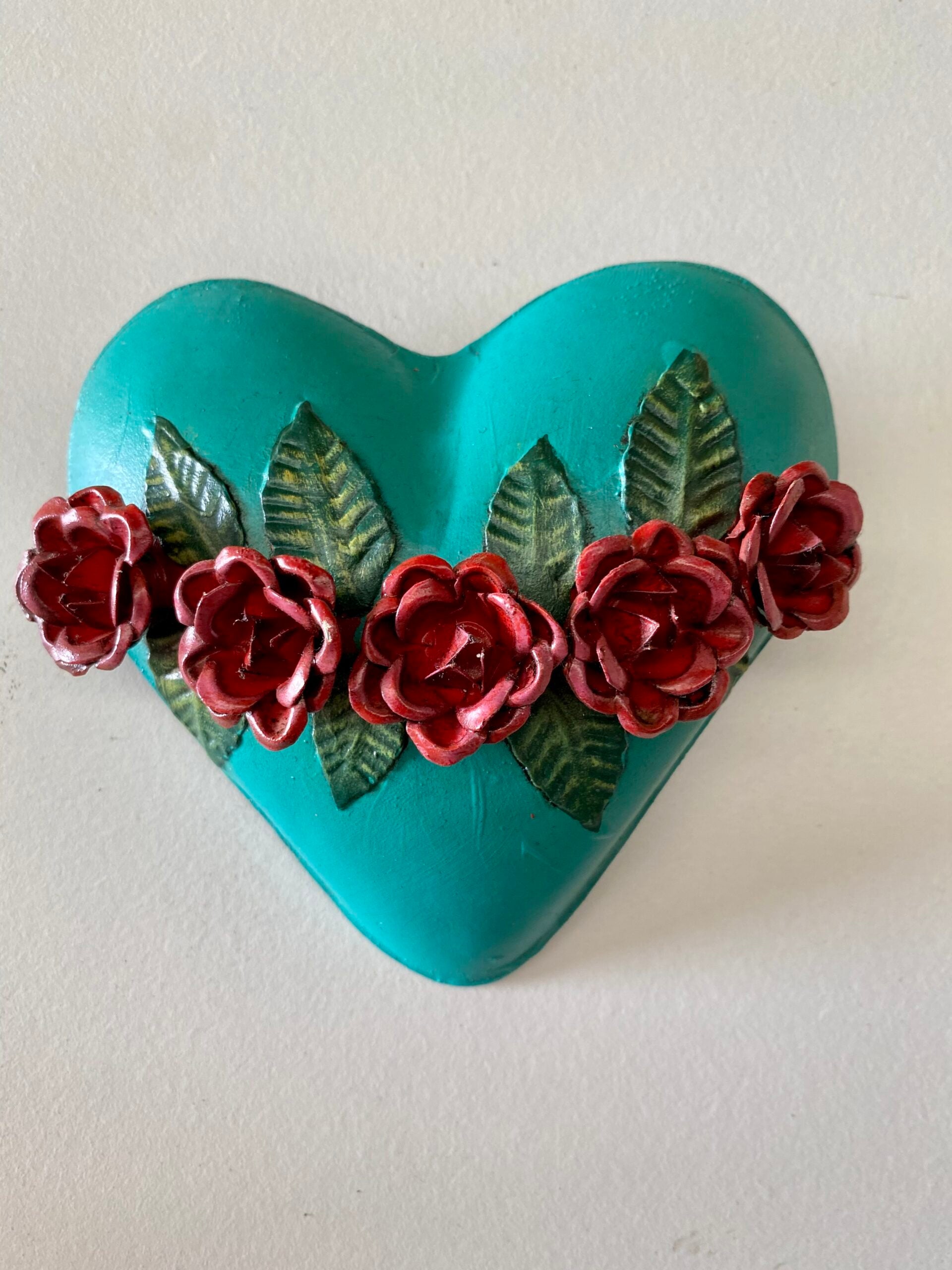 Mexican Turquoise Tin Heart with Red Roses - Gaudy & Prim