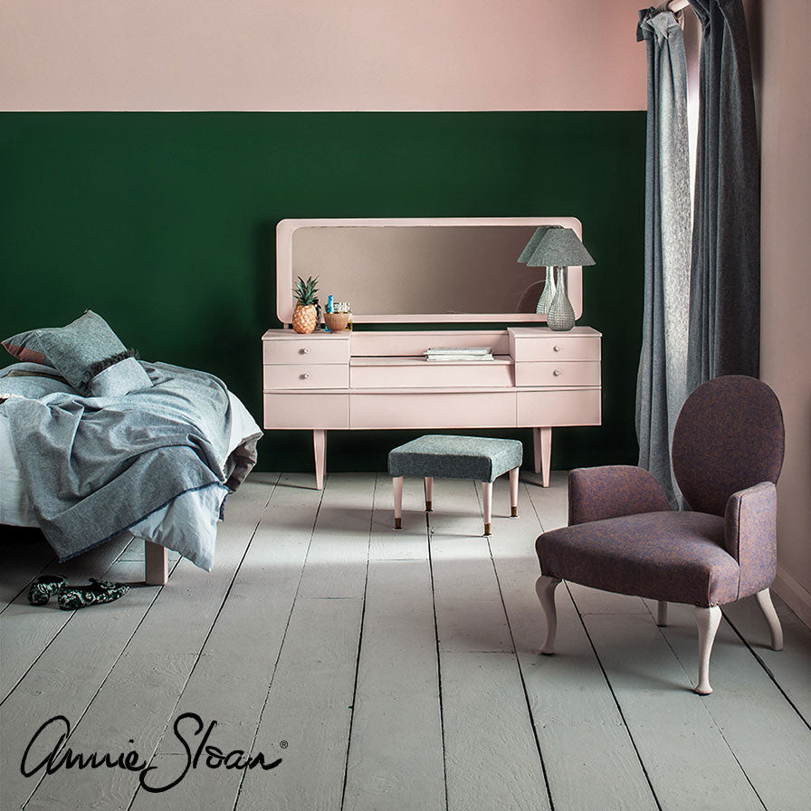Annie Sloan Chalk Paint® - Antoinette - Gaudy & Prim