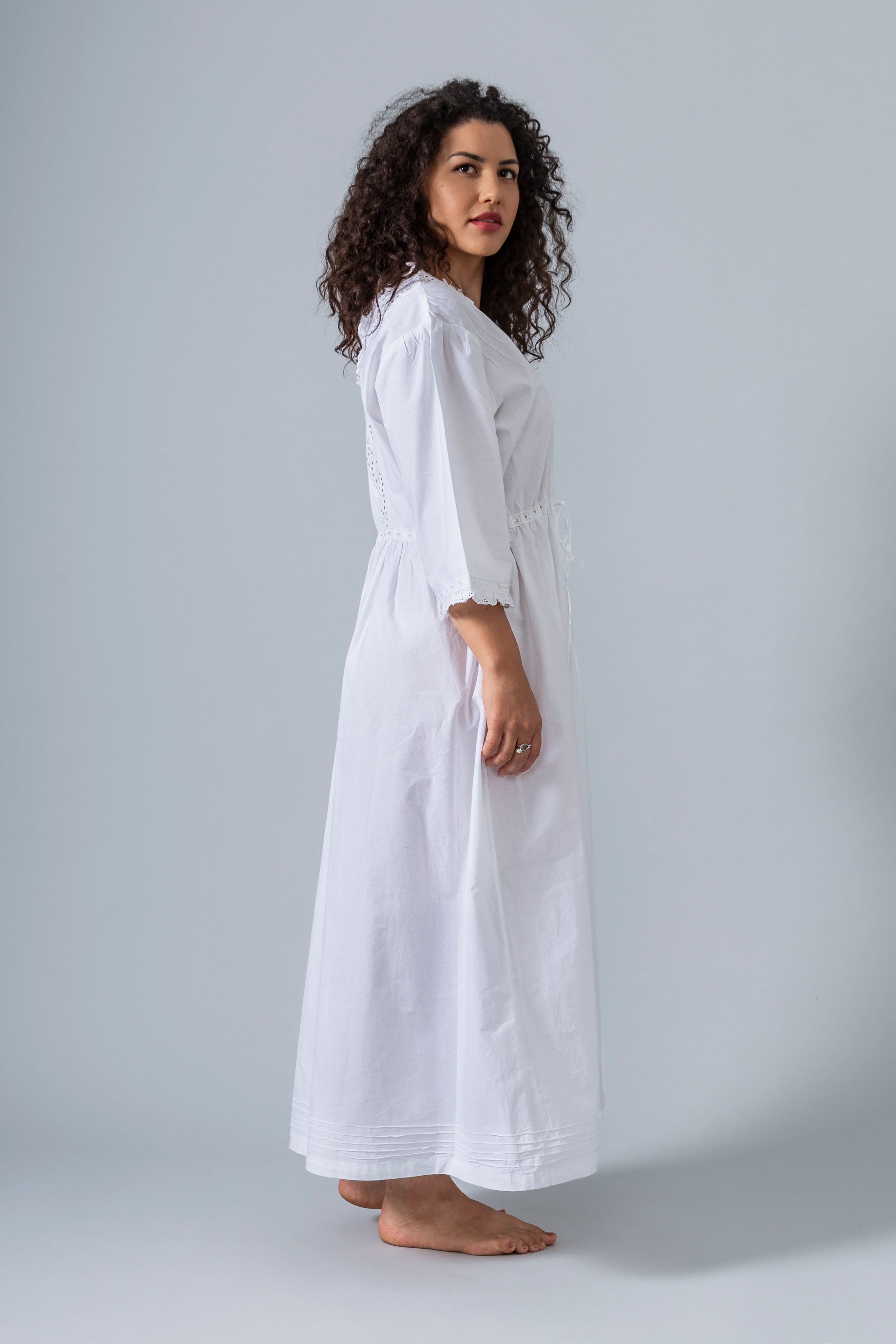 Maudie Nightie - Gaudy & Prim