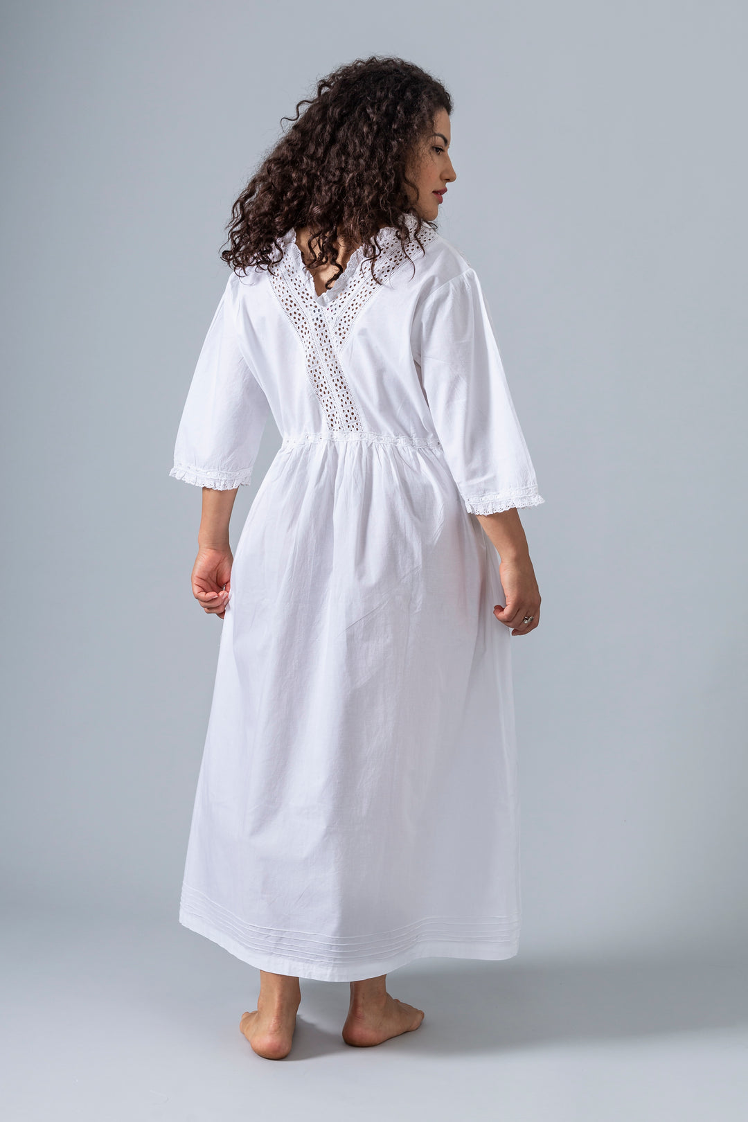 Maudie Nightie - Gaudy & Prim