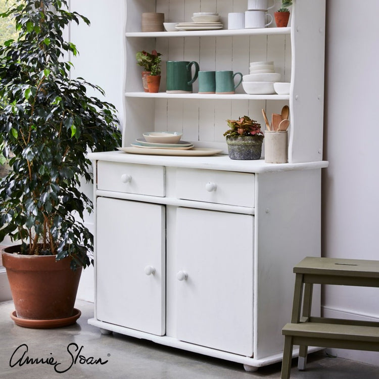 Annie Sloan Chalk Paint® - Old White - Gaudy & Prim