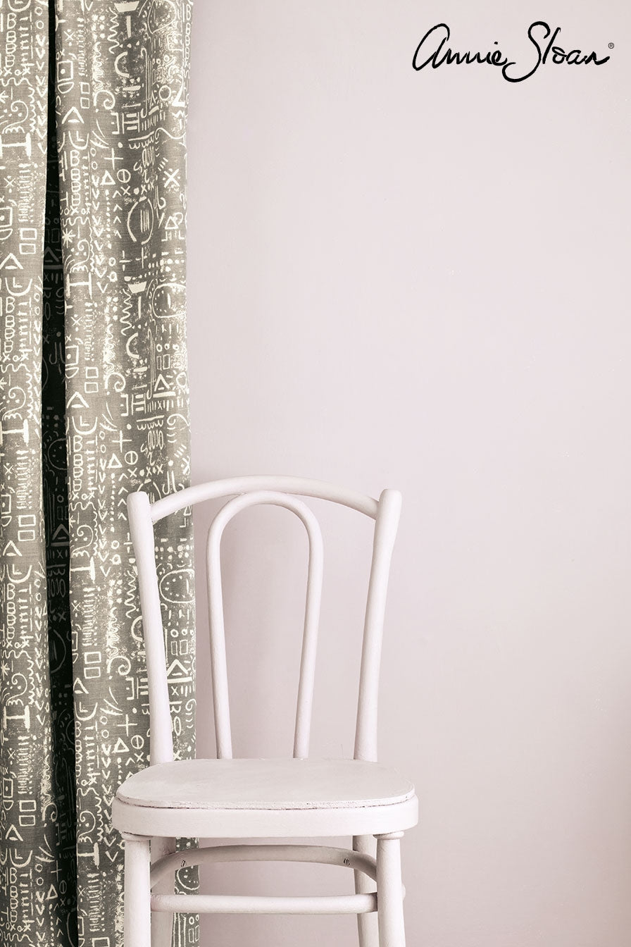 Annie Sloan Chalk Paint® - Antoinette - Gaudy & Prim